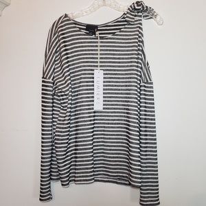 LUMIERE Stripe One Cold Shoulder Top